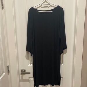 Nina Leonard Black Long Sleeve Dress